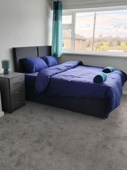 Appartement Cosy Brighouse 3 Bed House-Great For Contractors Extérieur photo
