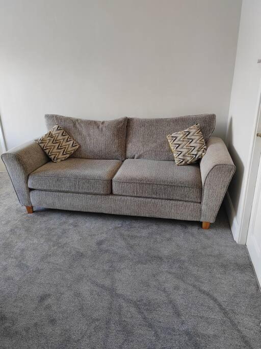 Appartement Cosy Brighouse 3 Bed House-Great For Contractors Extérieur photo
