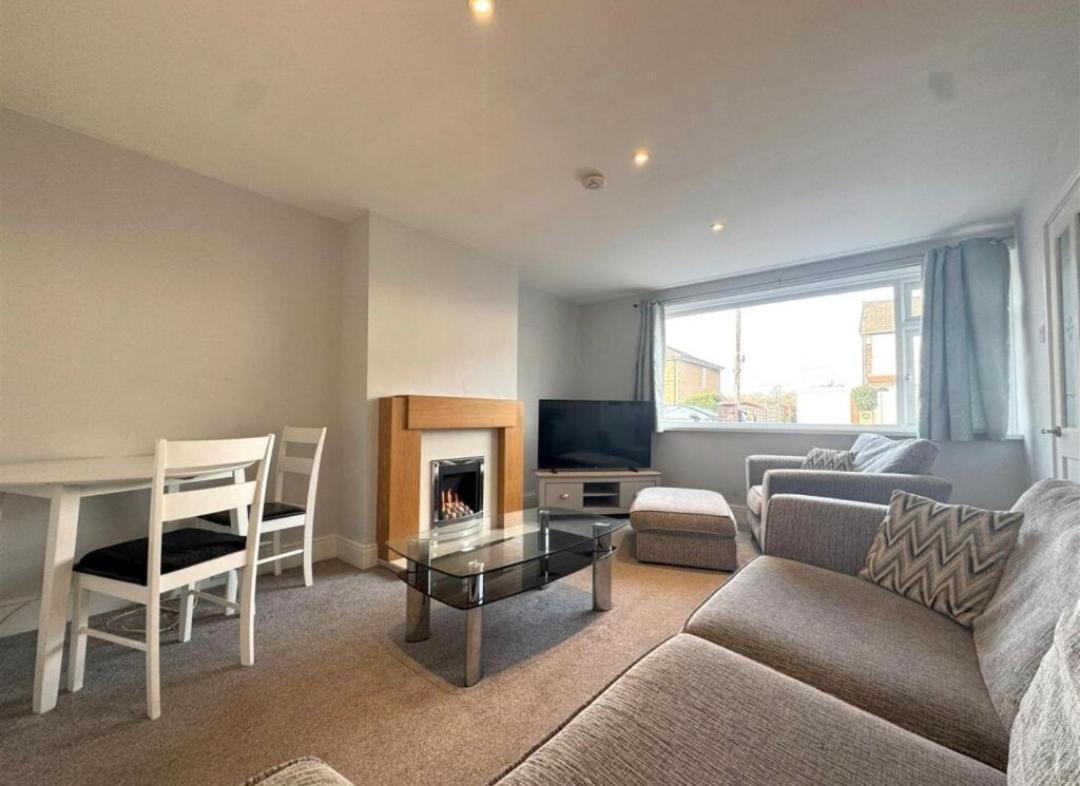 Appartement Cosy Brighouse 3 Bed House-Great For Contractors Extérieur photo