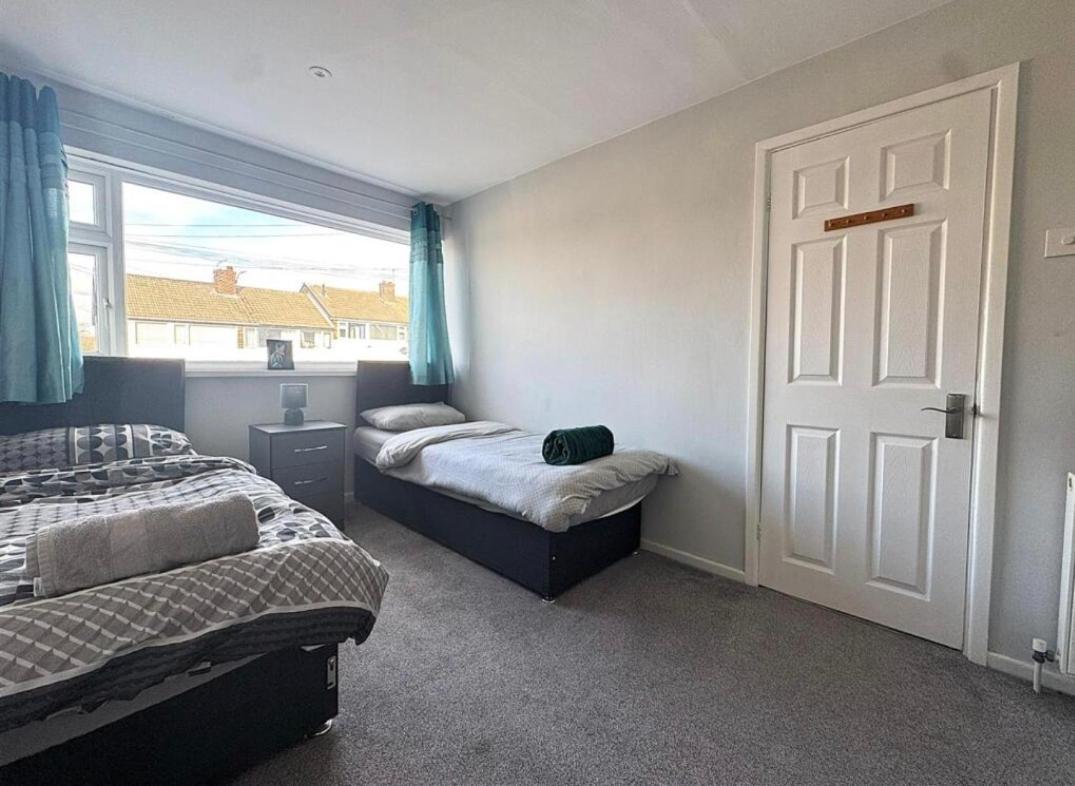 Appartement Cosy Brighouse 3 Bed House-Great For Contractors Extérieur photo